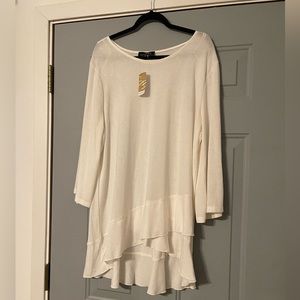 Suzanne Betro off white sheer bottom blouse